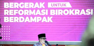 Caption foto: Menteri PANRB Abdullah Azwar Anas, Kamis (16/03/2023) hadir rapat paripurna HUT ke 304 Kota Bengkulu (Foto/dok: Humas PANRB)