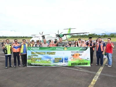 Caption foto: Pendaratan perdana pesawat ATR 72-600 Citilink di Bandara Atung Bungsu Kota Pagar Alam pada Selasa 17 Maret 2026 (Foto/dok: Soprian Ardianto)