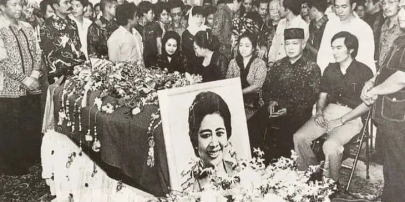 Pemakaman Fatmawati. (Ibu Tien via Facebook)