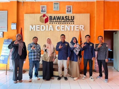 Caption foto: Mafindo lawatan ke Bawaslu Kota Bengkulu, pada Selasa, 12 Mei 2026 (Foto/dok: Soprian Ardianto)