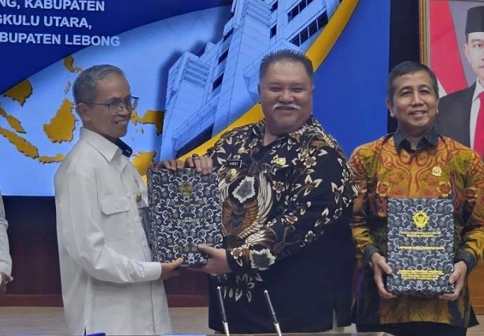 Caption foto: Bupati Bengkulu Selatan H. Rifai Tajudin saat Kembali meraih Opini WTP dari BPK RI Perwakilan Provinsi Bengkulu atas LKPD Tahun 2025, pada Selasa 02 Juni 2026 (Foto/dok: Soprian Ardianto)
