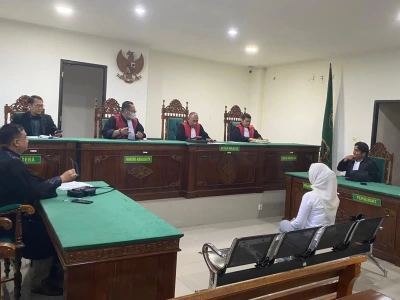 Sempat Akui Uang Perusahaan Dipakai Liburan dan Perawatan, Latifa Kini Dituntut 4,5 Tahun Penjara