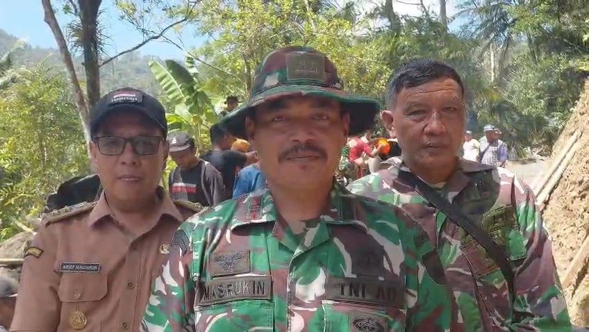 TMMD Reguler ke-129 Jawab Keluhan Pelajar, Jalan Rabat Beton 737 Meter Dibangun di Dusun Kunir